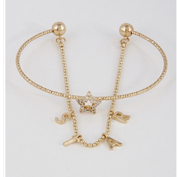 🆕️ Gold Star Bracelet - Picture 1 of 4